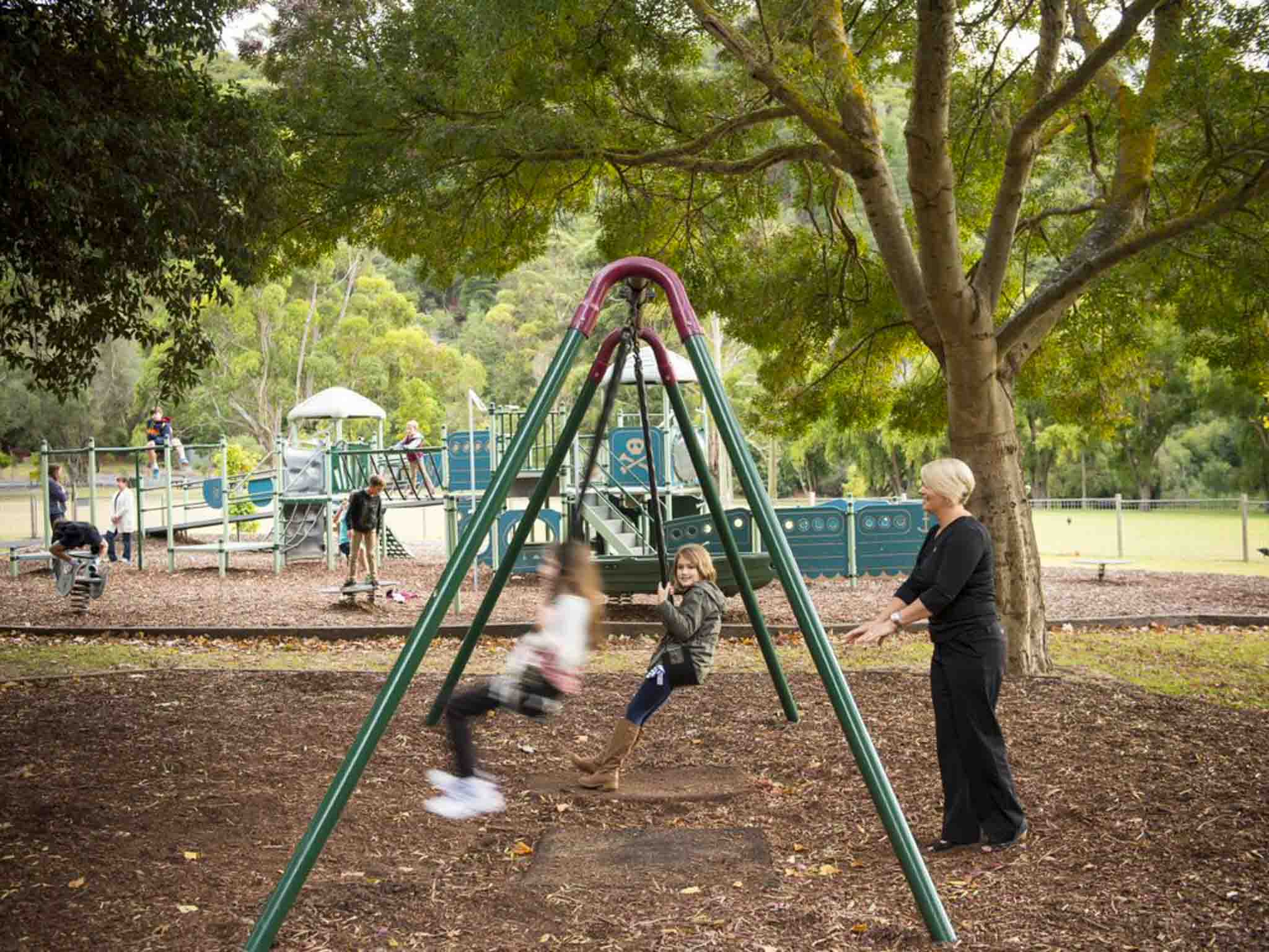 Valley Lake Playground (City of Mount Gambier)