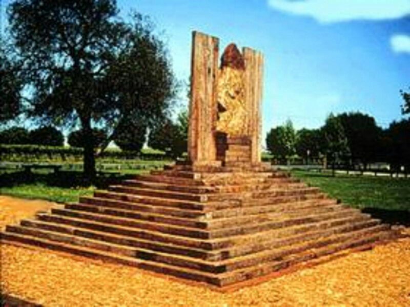 ATDW The Coonawarra Park.jpeg Centenary Sculpture