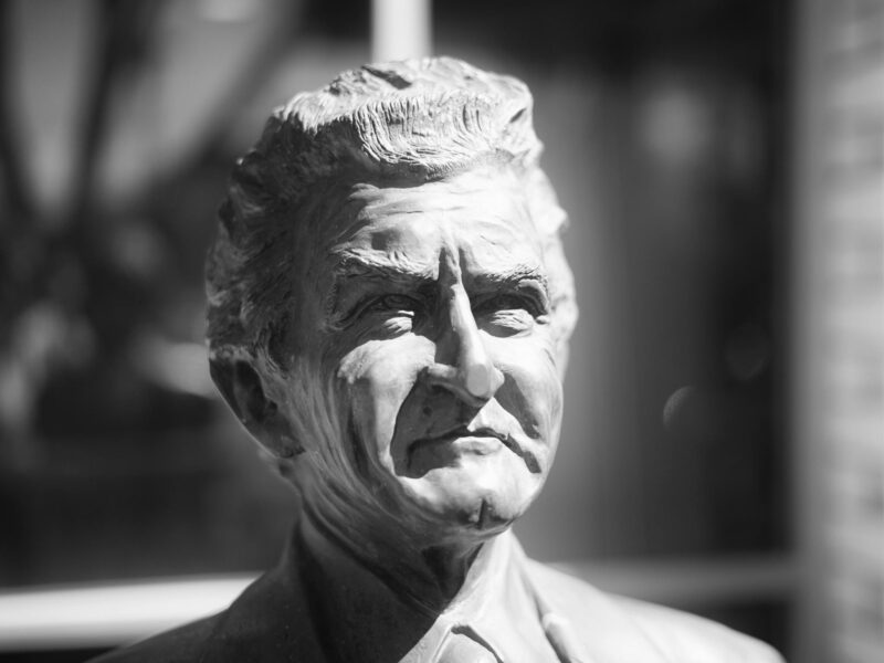 ATDW Bob Hawke Gallery.jpeg Bob Hawke bronze bust
