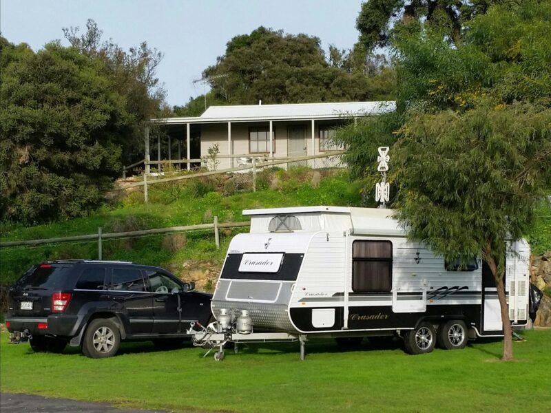 ATDW Lakeside Tourist Park.jpg Powered Site