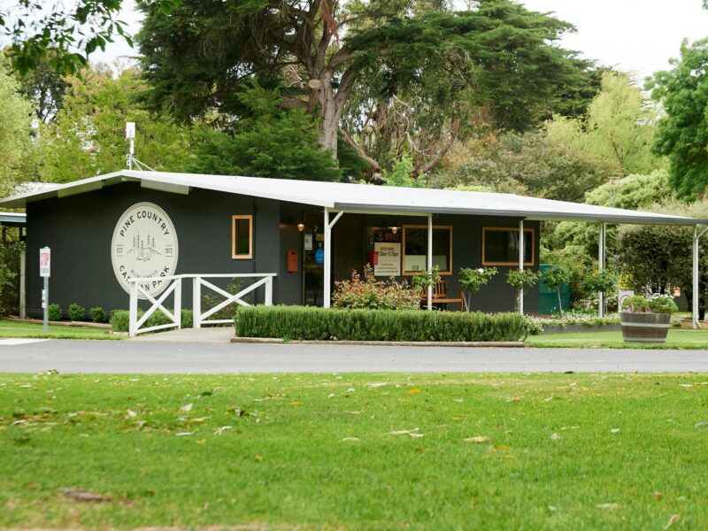 ATDW Pine Country Caravan Park.jpeg Reception