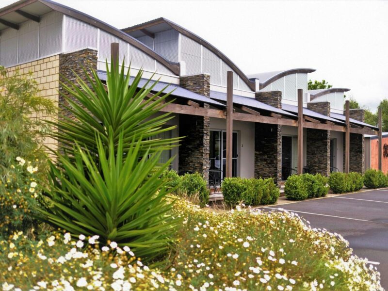 ATDW A Must At Coonawarra.jpeg Must@Coonawarra offers premium self contained apartments & Studios with off street parking