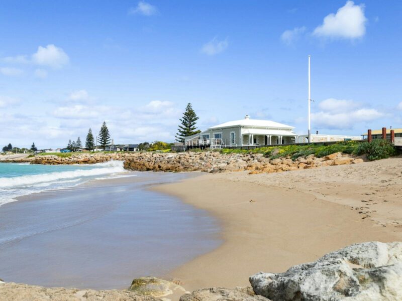 ATDW Historic Harbour Masters House.jpeg Metres from the town beach and Rivoli Bay this unique home is central to everything in Beachport