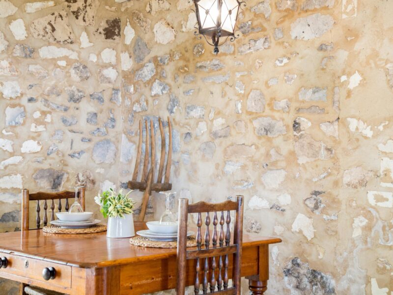 ATDW Honeyfield Cottage.jpeg Dining area